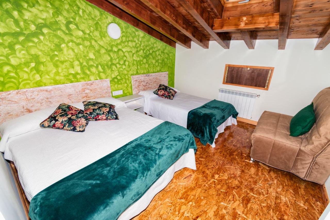 Albergue Santa Marina Buelna Exterior photo